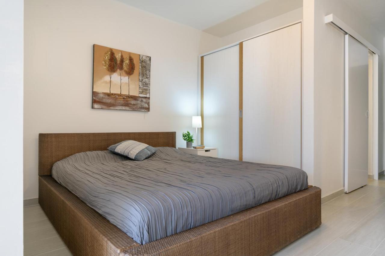 Апартаменты Blue Sky Playa Roca Коста-Тегисе Экстерьер фото
